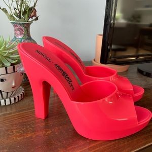 Melissa x Jeremy Scott inflatable mules